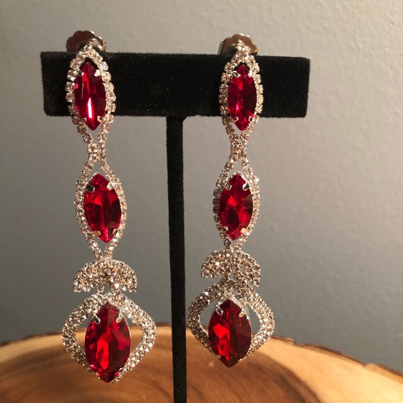 NWT Red Austrian Crystal Earrings in Silvertone - Picture 2 of 8